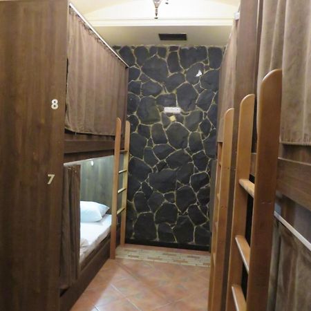 Hostel Jan In The Very Center Erivan Dış mekan fotoğraf